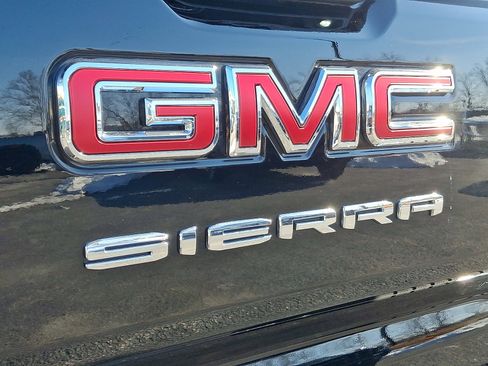 Certified 2025 GMC Sierra 1500 Elevation image 32