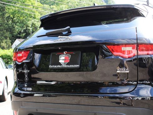 Used 2019 Jaguar F-PACE Premium AWD/4WD image 7