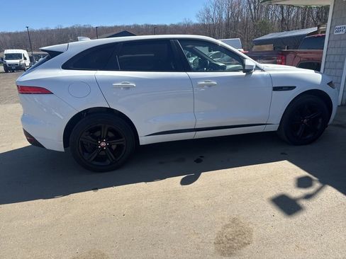 Used 2017 Jaguar F-PACE R-Sport AWD/4WD image 10
