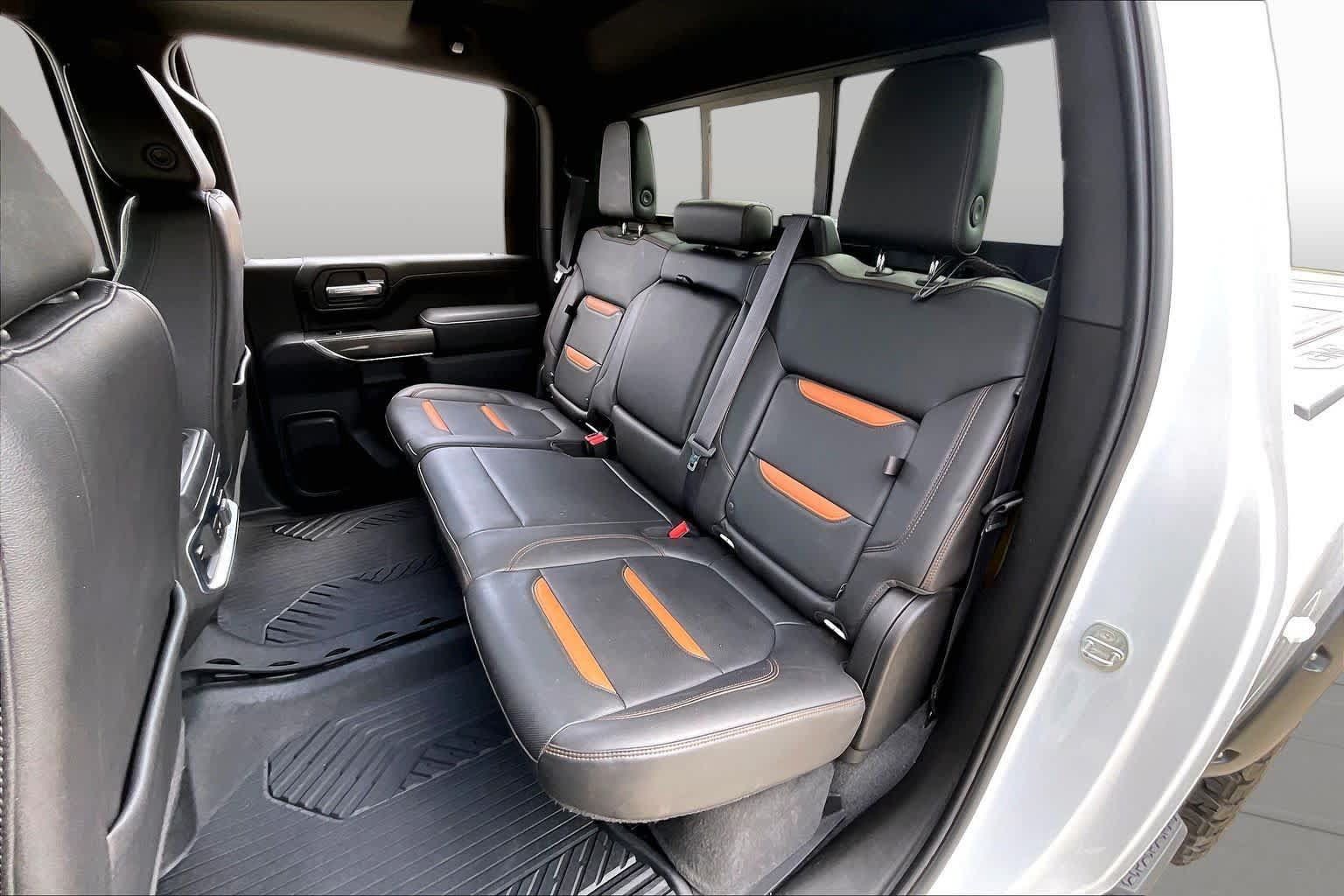 Used 2020 GMC Sierra 3500 AT4 w/ AT4 Premium Package AWD/4WD image 20