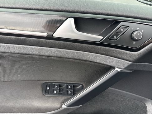 Used 2015 Volkswagen GTI S FWD image 14
