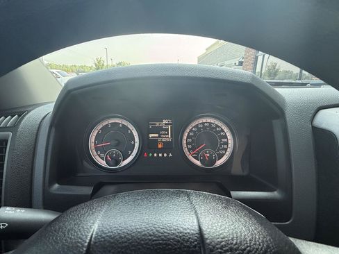 Used 2019 RAM 1500 Express w/ Express Value Package AWD/4WD image 24