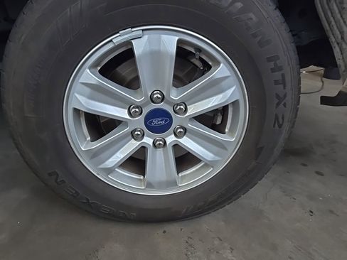 Used 2019 Ford F150 XL w/ Equipment Group 101A Mid RWD image 3