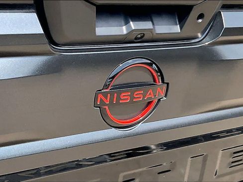 Used 2025 Nissan Frontier PRO-4X w/ Pro Convenience Package AWD/4WD image 30