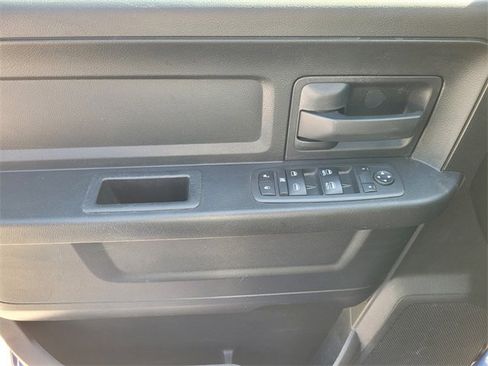 Certified 2018 RAM 1500 Express image 22