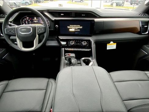 New 2026 GMC Sierra 1500 Denali w/ Technology Package image 5