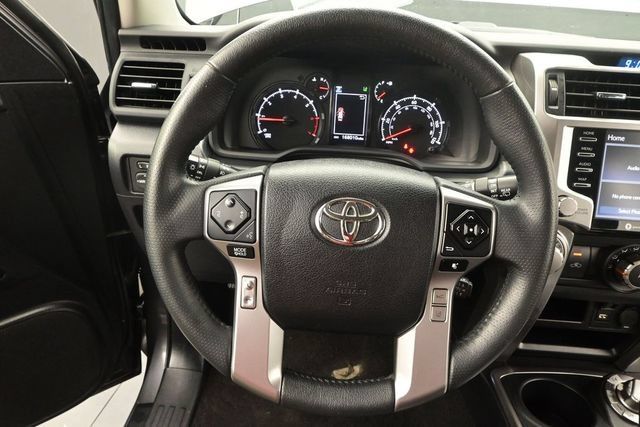 Used 2021 Toyota 4Runner SR5 AWD/4WD image 7