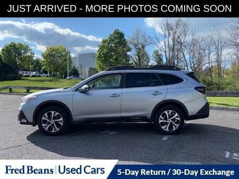Used 2021 Subaru Outback Limited AWD/4WD image 4