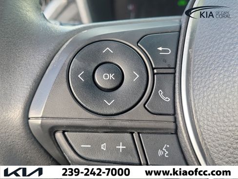 Used 2024 Toyota Corolla Cross AWD Hybrid w/ Convenience Package image 21