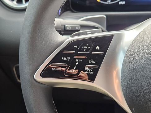 New 2026 Mercedes-Benz GLB 250 4MATIC image 28