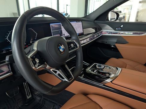 Certified 2024 BMW 740i xDrive AWD/4WD image 18