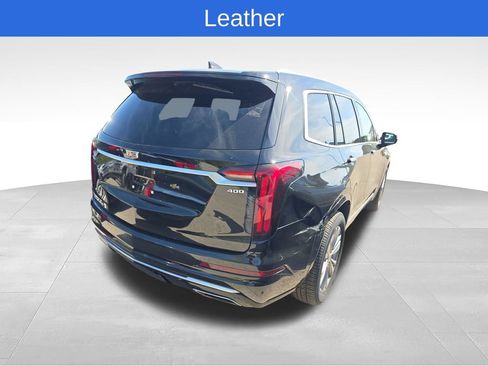 Used 2023 Cadillac XT6 Premium Luxury AWD/4WD image 6