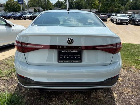 New 2025 Volkswagen Jetta Sport image 5