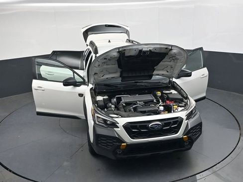 Used 2025 Subaru Outback Wilderness w/ Wilderness Package AWD/4WD image 35