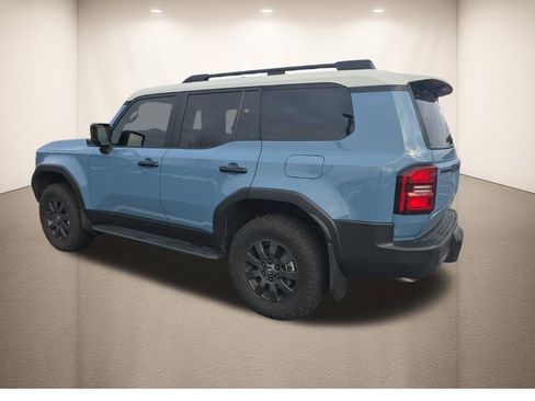 Used 2025 Toyota Land Cruiser w/ Premium Package image 10