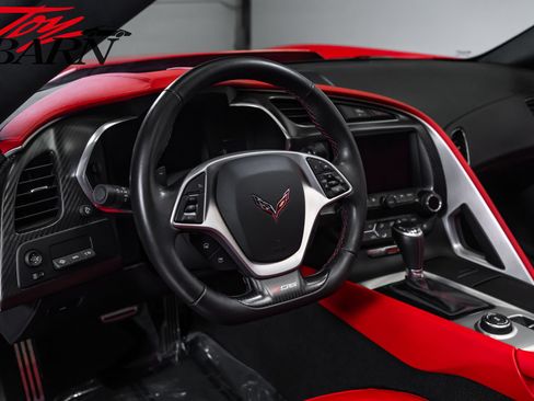 Used 2015 Chevrolet Corvette Z06 w/ 2LZ Preferred Equipment Group RWD image 33