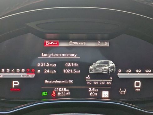 Used 2022 Audi A7 Prestige image 11