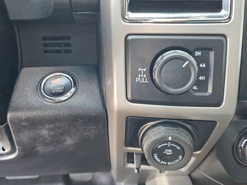 Used 2016 Ford F150 Lariat image 21