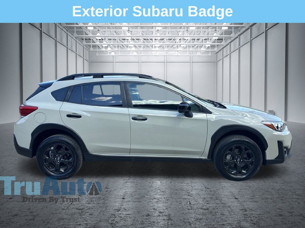 Used 2023 Subaru Crosstrek 2.0i Premium w/ Special Edition AWD/4WD image 9