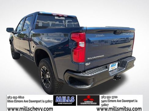 Used 2023 Chevrolet Silverado 1500 ZR2 w/ Technology Package AWD/4WD image 3