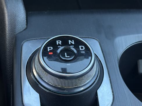 Used 2022 Ford Escape SEL image 22