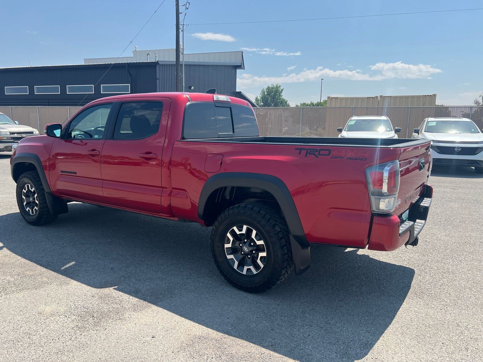 Used 2020 Toyota Tacoma TRD Off-Road w/ Technology Package AWD/4WD image 5
