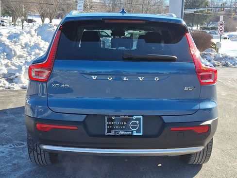 Certified 2023 Volvo XC40 B5 Plus image 5