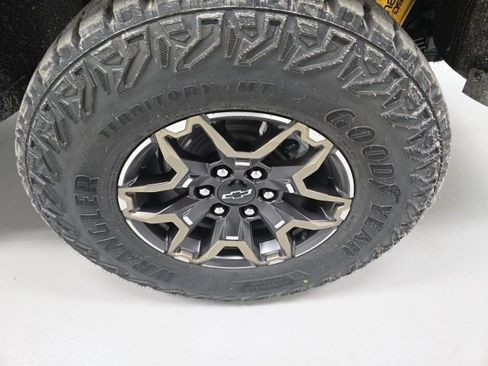 New 2026 Chevrolet Colorado ZR2 w/ Technology Package image 25