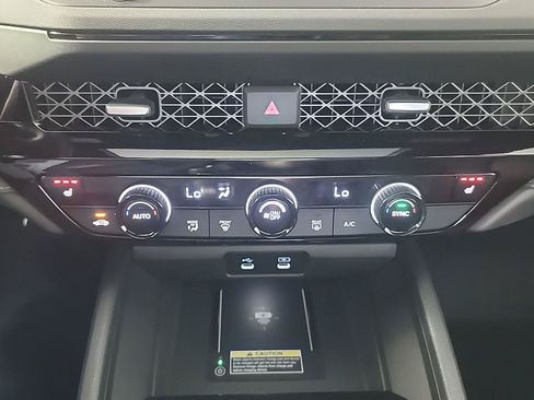 Certified 2025 Honda Accord Sport image 30