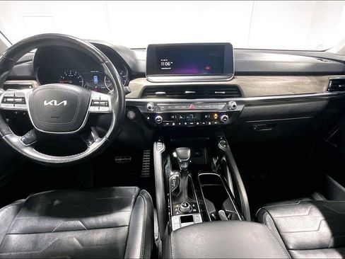 Used 2022 Kia Telluride SX w/ SX Prestige Package image 18