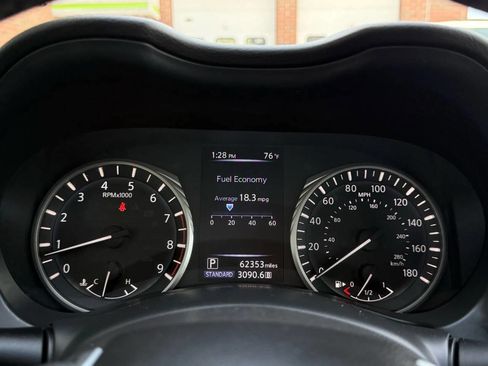 Used 2018 INFINITI Q50 Luxe w/ Essential Package (3.0T Luxe) image 7