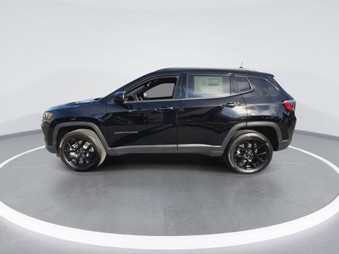New 2026 Jeep Compass Latitude image 5