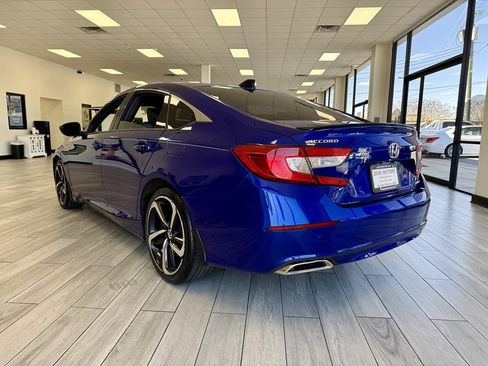 Used 2021 Honda Accord Sport image 7