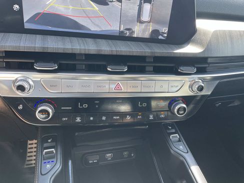 Used 2023 Kia Telluride SX AWD/4WD image 26