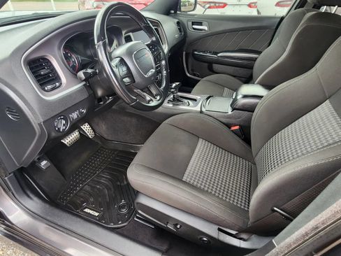 Used 2021 Dodge Charger R/T w/ Blacktop Package RWD image 3