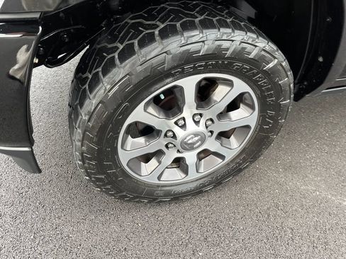 Used 2024 RAM 2500 Limited w/ Towing Technology Group AWD/4WD image 9