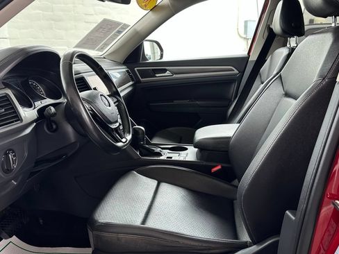 Used 2018 Volkswagen Atlas SE FWD image 3