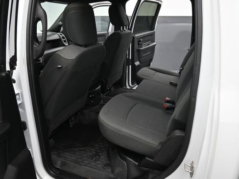 Used 2024 RAM 3500 Tradesman w/ Chrome Appearance Group image 14