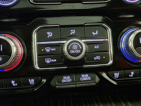 Used 2021 GMC Yukon Denali w/ Denali Ultimate Package image 27