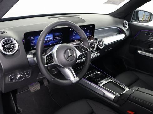 Certified 2026 Mercedes-Benz GLB 250 image 7