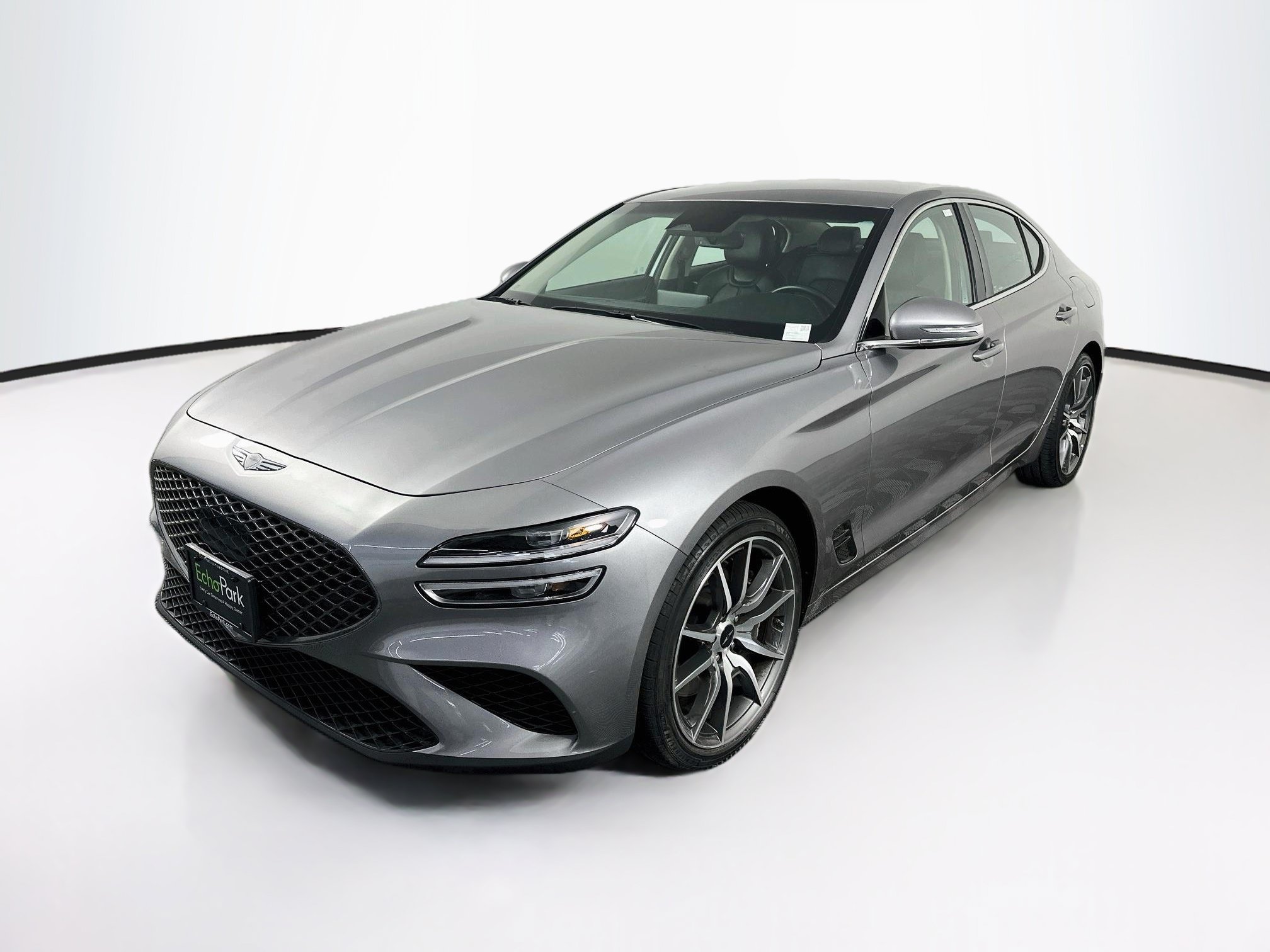 Used 2026 Genesis G70 2.5T RWD image 3