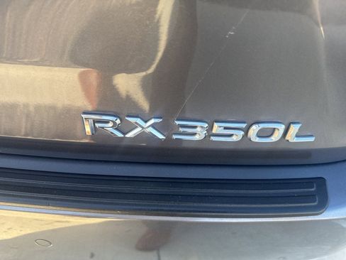Used 2018 Lexus RX 350L FWD image 11