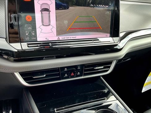 New 2026 Volkswagen Atlas Peak Edition AWD/4WD image 16