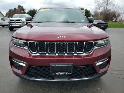 Used 2023 Jeep Grand Cherokee Limited w/ Luxury Tech Group II AWD/4WD image 8