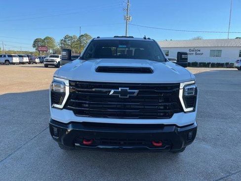 New 2026 Chevrolet Silverado 2500 LT image 3