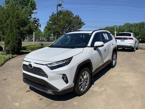 Used 2024 Toyota RAV4 Limited FWD image 1