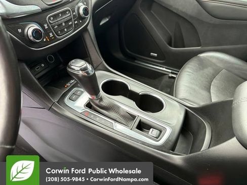 Used 2019 Chevrolet Equinox Premier AWD/4WD image 21