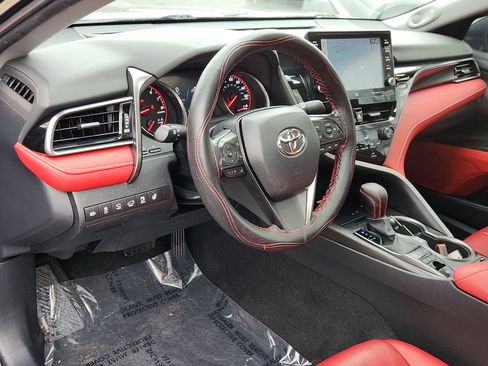 Used 2023 Toyota Camry XSE image 11