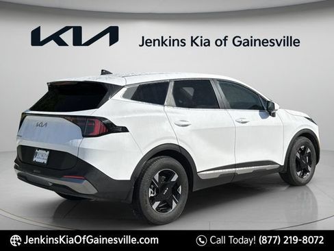 New 2026 Kia Sportage LX FWD image 7