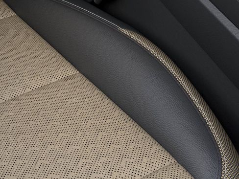 New 2026 Chevrolet Equinox ACTIV w/ Safety and Technology Package FWD image 21